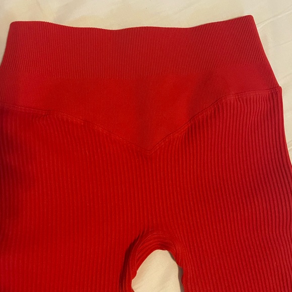 Red Ribbed Bombshell set.  Top M leggings xs.  New without tags! - Picture 3 of 8